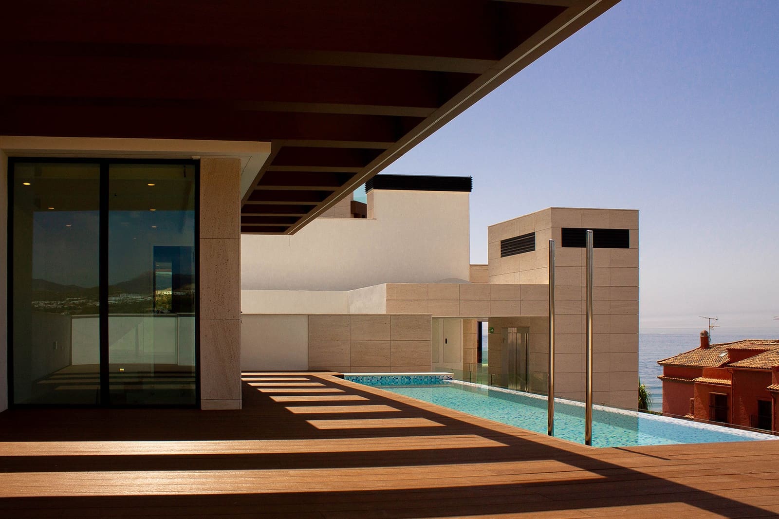 3 bedroom Apartment for sale in Estepona with pool garage - € 1,280,000 (Ref: 9405211)