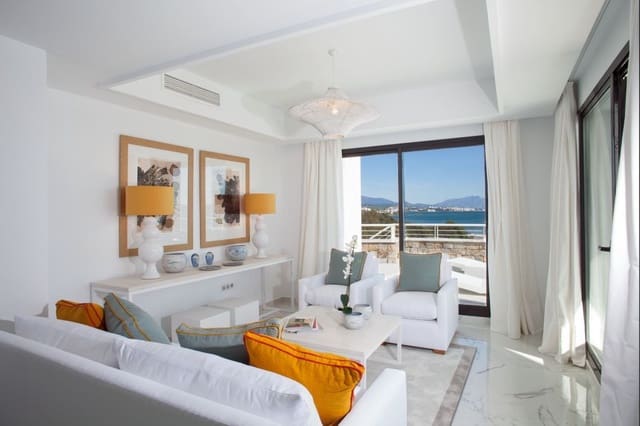 2 bedroom Apartment for sale in Casares with pool garage - € 250,000 (Ref: 9405219)