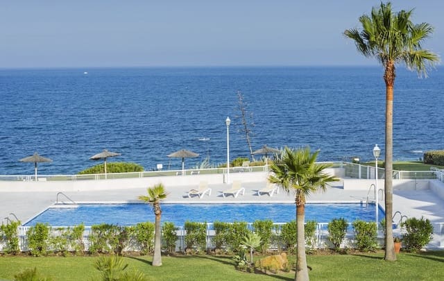 2 bedroom Apartment for sale in Casares with pool garage - € 250,000 (Ref: 9405219)