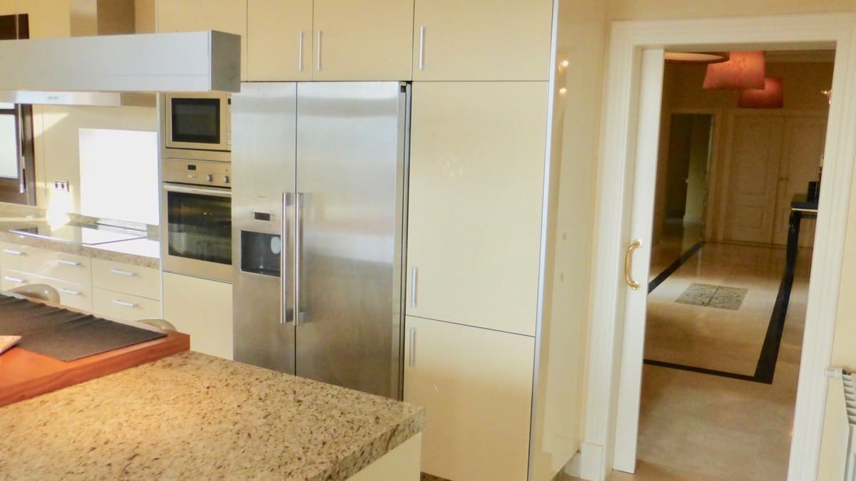 6 slaapkamer Villa te koop in Benahavis met zwembad garage - € 3.450.000 (Ref: 9405220)