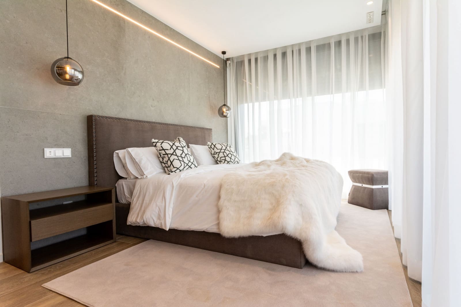 4 slaapkamer Villa te koop in Marbella met zwembad garage - € 2.600.000 (Ref: 9405253)