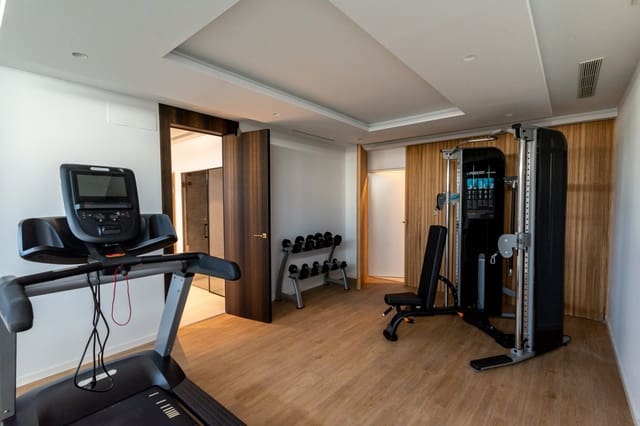 4 chambre Villa/Maison à vendre à Marbella avec piscine garage - 2 600 000 € (Ref: 9405253)