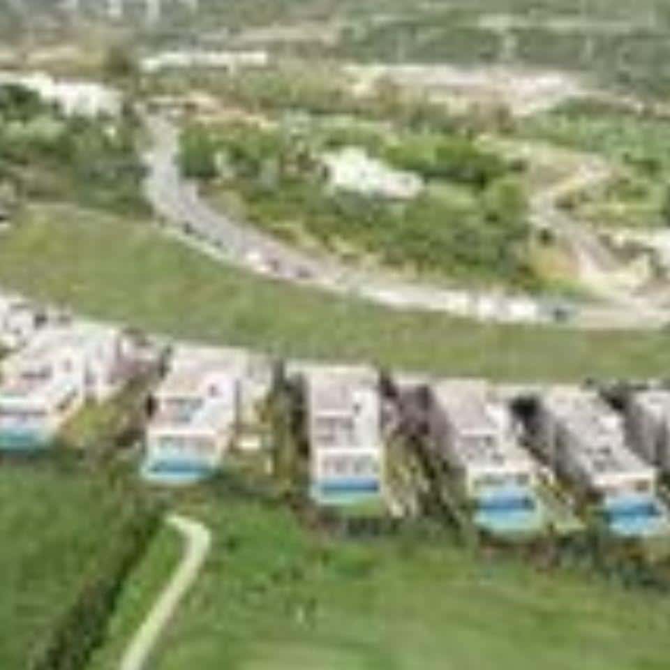 3 soveværelse Villa til salg i Estepona med swimmingpool garage - € 1.100.000 (Ref: 9405263)