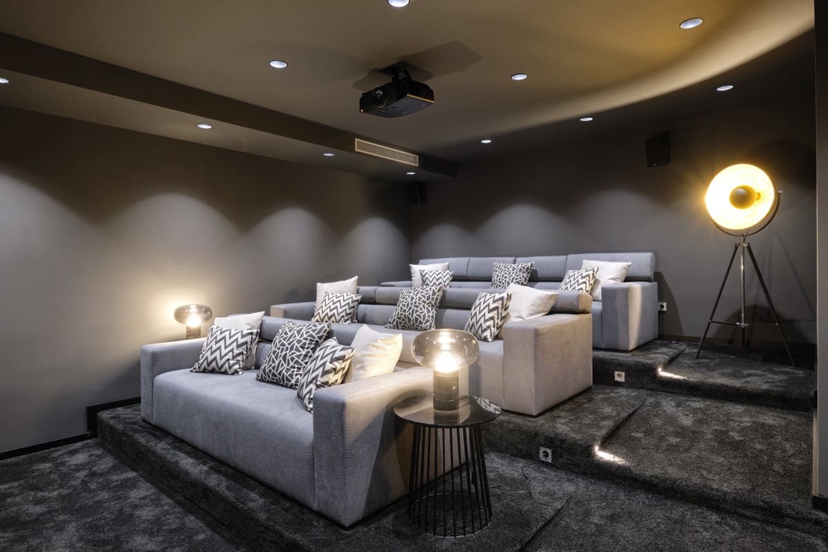 Chalet de 9 habitaciones en Nueva Andalucia en venta con piscina garaje - 11.800.000 € (Ref: 9405273)