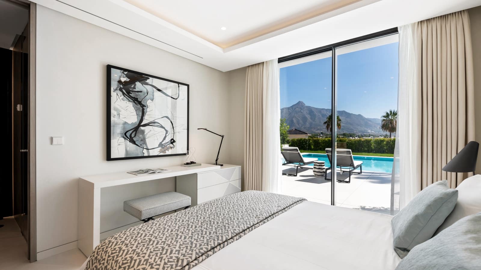 4 quarto Moradia para venda em Marbella com piscina garagem - 3 825 000 € (Ref: 9405293)