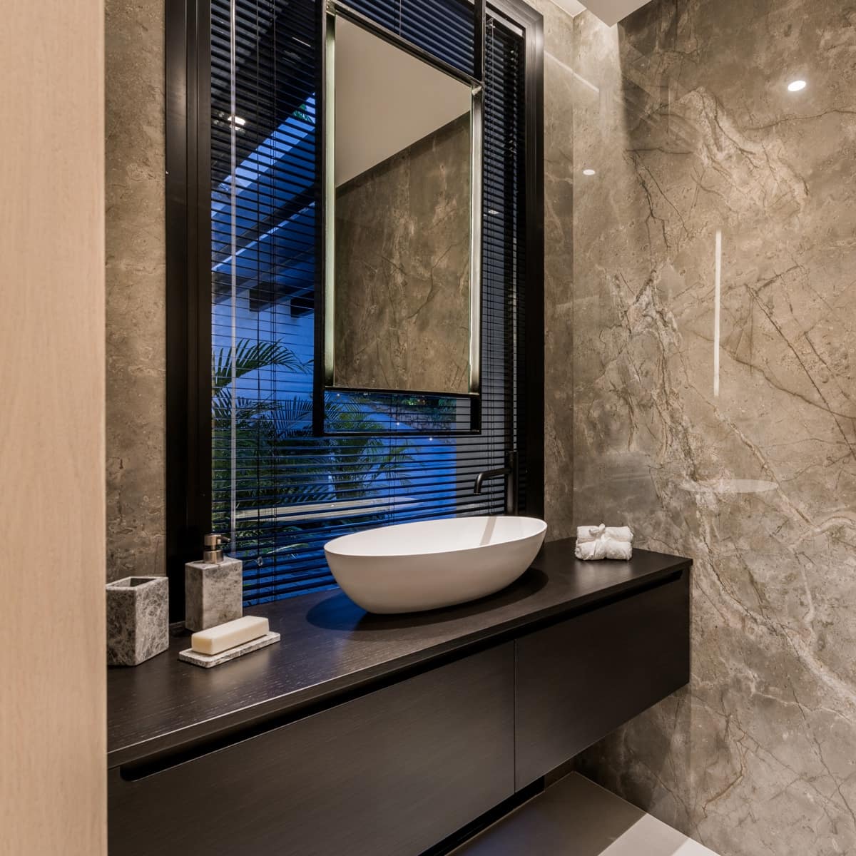 4 quarto Moradia para venda em Marbella com piscina garagem - 3 825 000 € (Ref: 9405293)