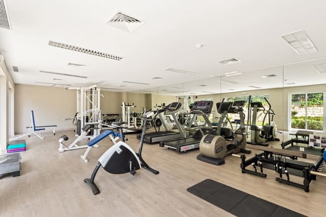 2 soverom Leilighet til salgs i Nueva Andalucia, Marbella med svømmebasseng garasje - € 699 000 (Ref: 9405302)