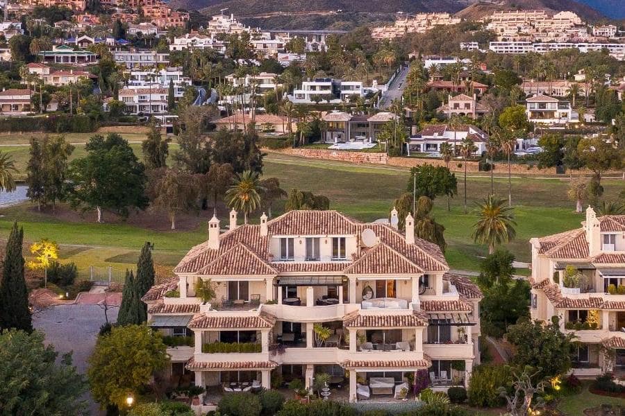 3 slaapkamer Penthouse te koop in Marbella met zwembad garage - € 1.750.000 (Ref: 9405324)