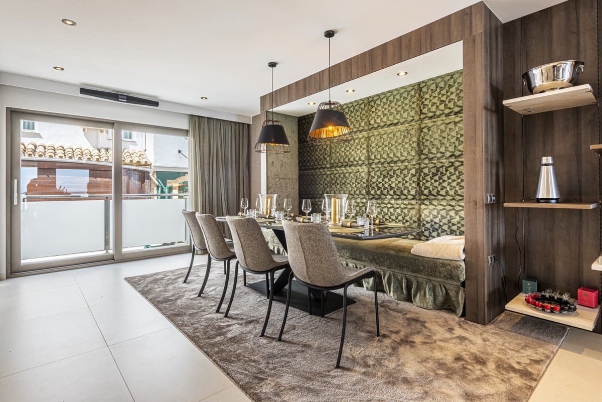 2 sovrum Takvåning till salu i Puerto Banus - 1 495 000 € (Ref: 9405342)