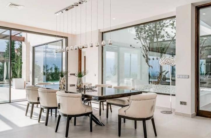 6 sypialnia Willa na sprzedaż w Marbella z basenem garażem - 5 450 000 € (Ref: 9405359)