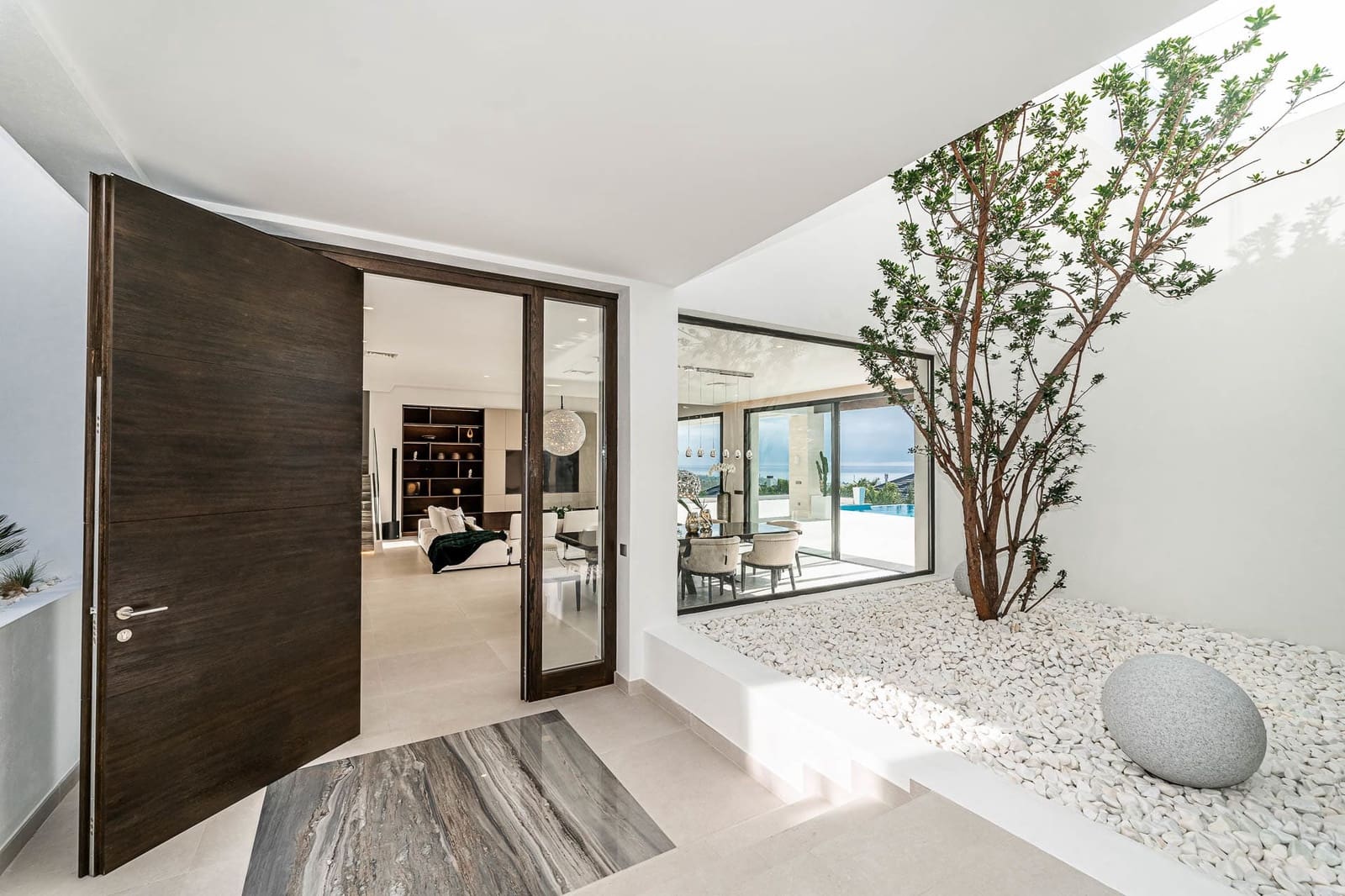 6 sypialnia Willa na sprzedaż w Marbella z basenem garażem - 5 450 000 € (Ref: 9405359)