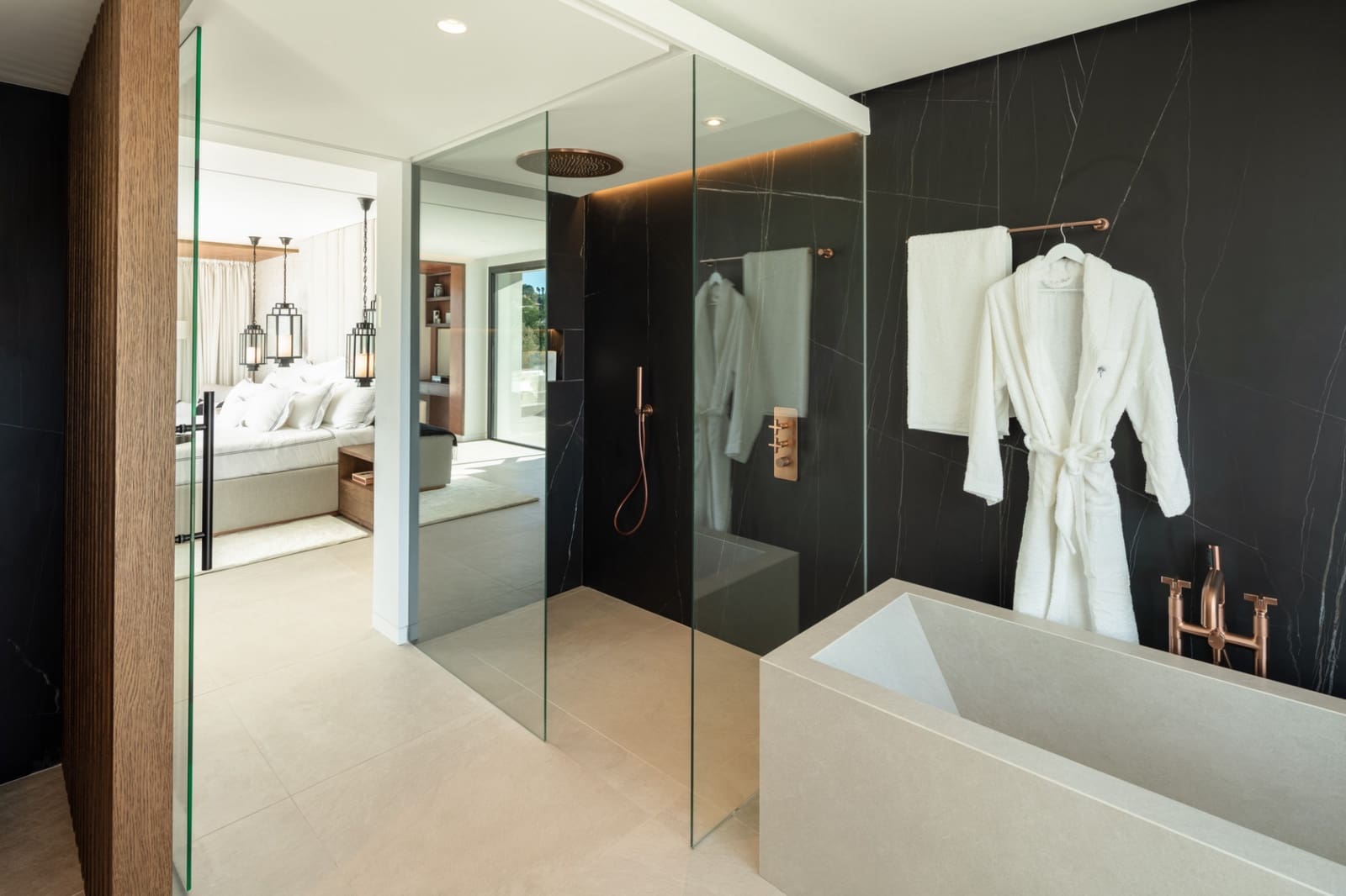 5 sypialnia Willa na sprzedaż w Nueva Andalucia z basenem garażem - 4 995 000 € (Ref: 9405360)