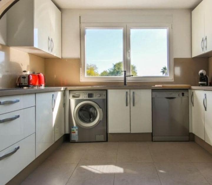 3 soverom Villa til salgs i Costalita med svømmebasseng garasje - € 1 600 000 (Ref: 9405395)