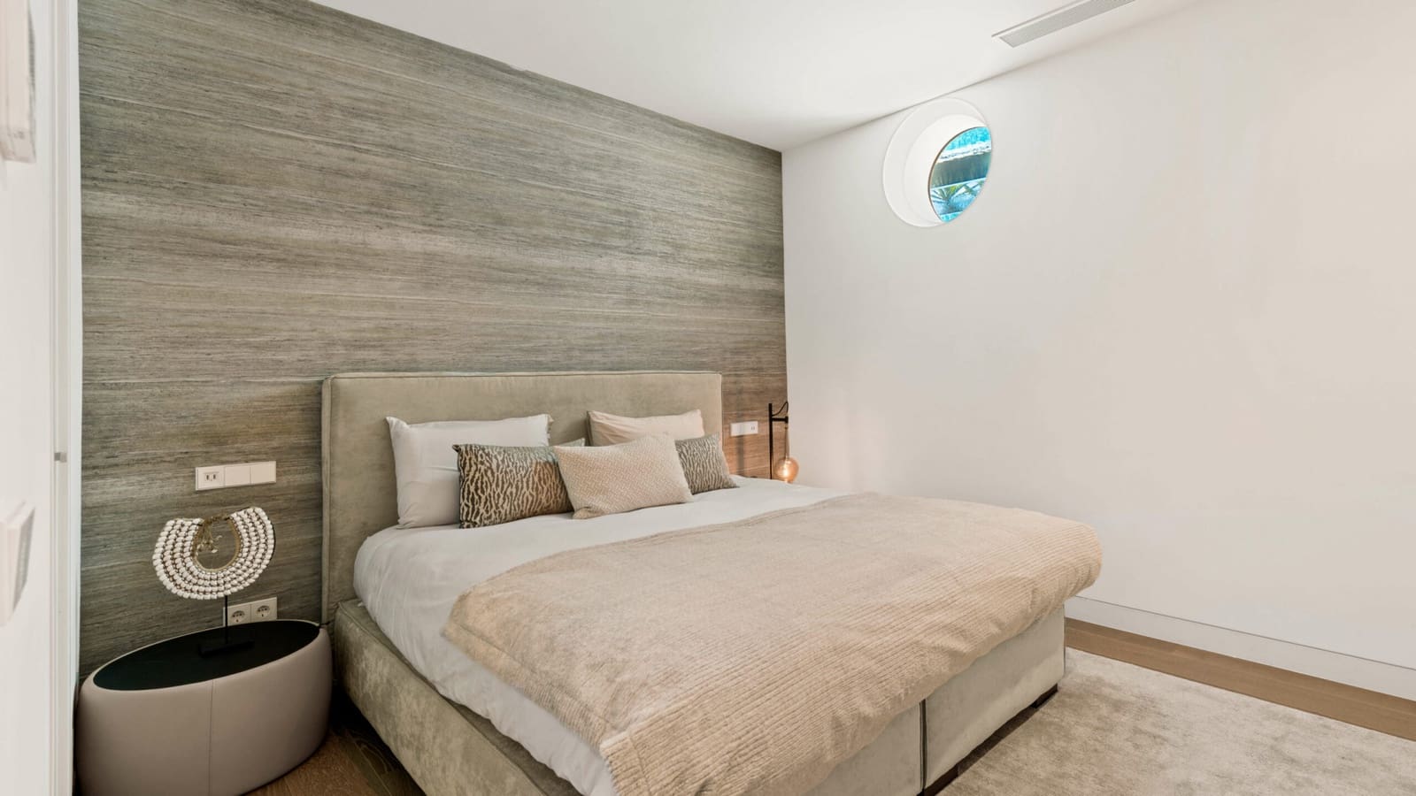 Chalet de 7 habitaciones en Marbella en venta con piscina garaje - 4.900.000 € (Ref: 9405399)