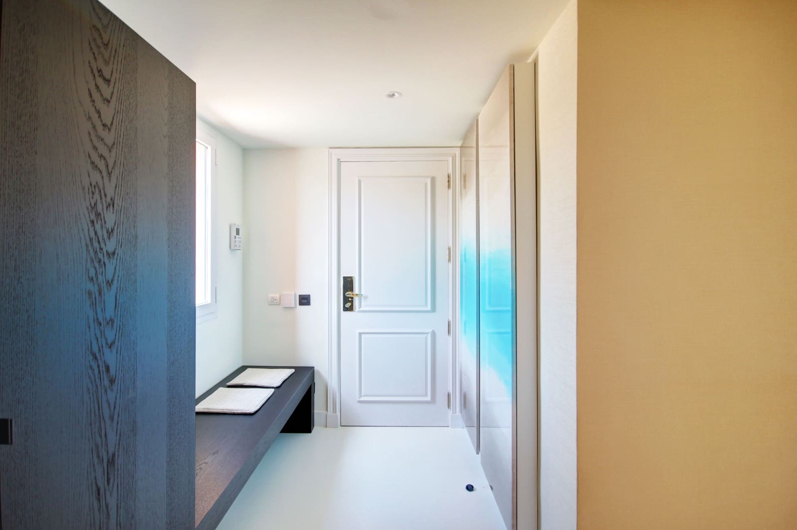 Apartamento de 2 habitaciones en New Golden Mile en venta con piscina garaje - 895.000 € (Ref: 9405419)