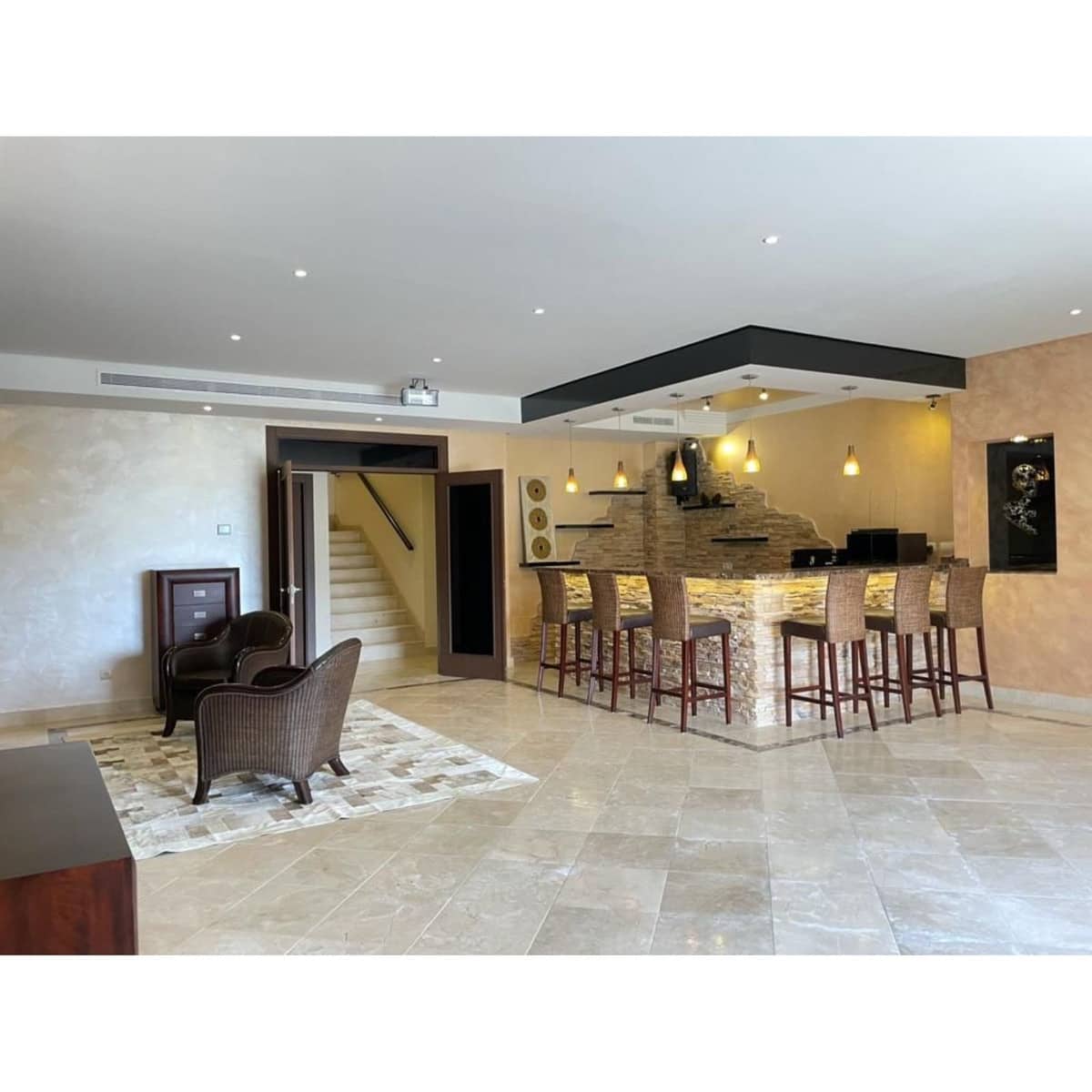 6 slaapkamer Villa te koop in Los Arqueros met zwembad garage - € 2.700.000 (Ref: 9405422)