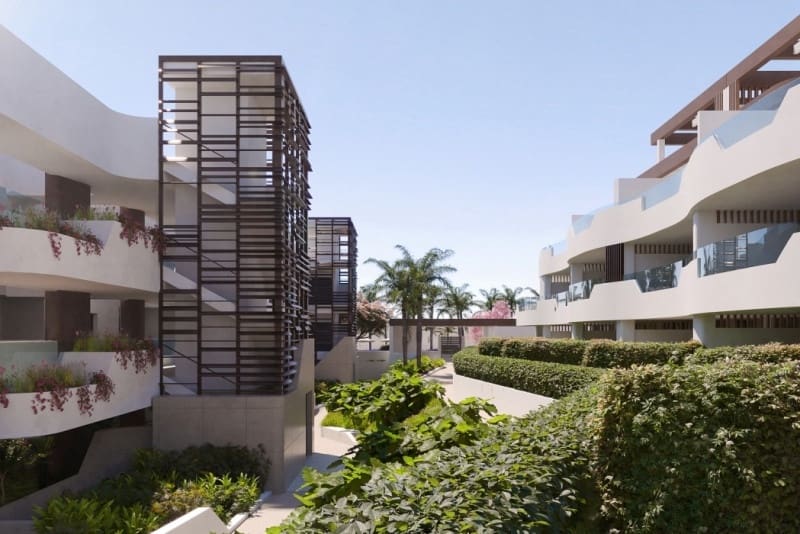 3 chambre Appartement à vendre à Estepona avec piscine garage - 329 000 € (Ref: 9405428)