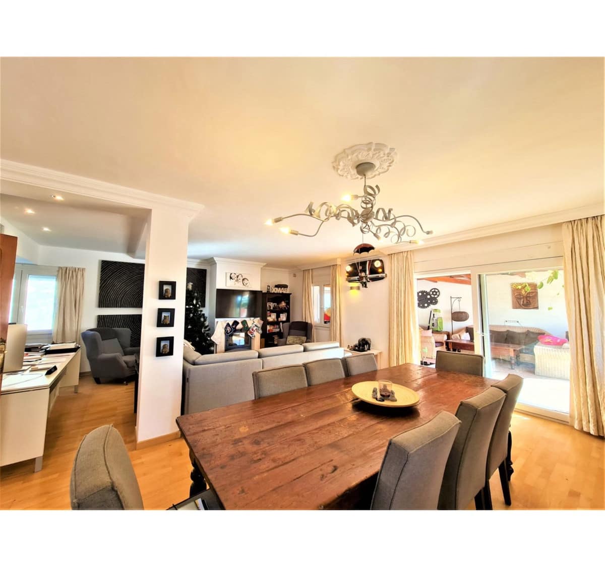 4 soverom Villa til salgs i Nueva Andalucia med svømmebasseng - € 799 000 (Ref: 9405435)