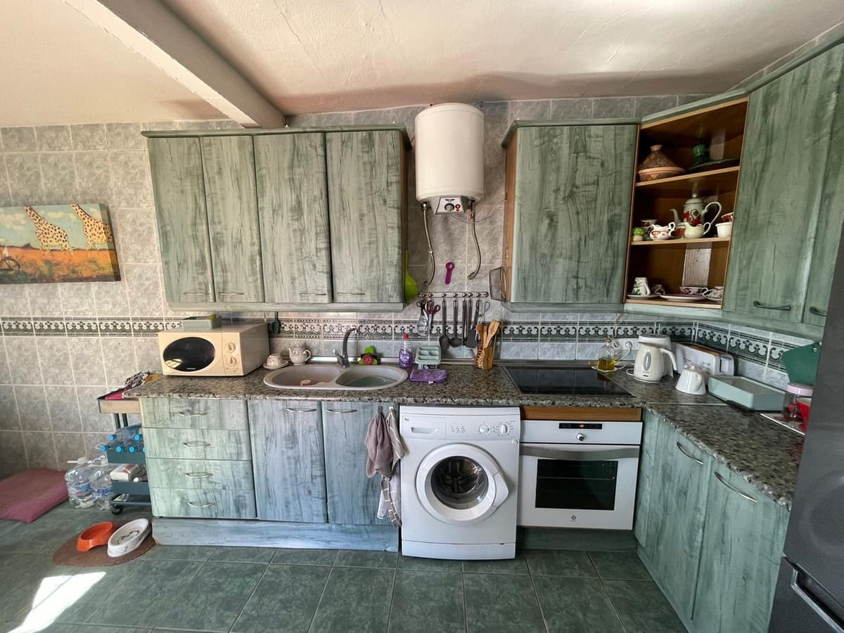 2 sypialnia Willa na sprzedaż w Nueva Andalucia z basenem garażem - 350 000 € (Ref: 9405446)