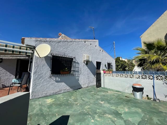 2 sypialnia Willa na sprzedaż w Nueva Andalucia, Marbella z basenem garażem - 350 000 € (Ref: 9405446)