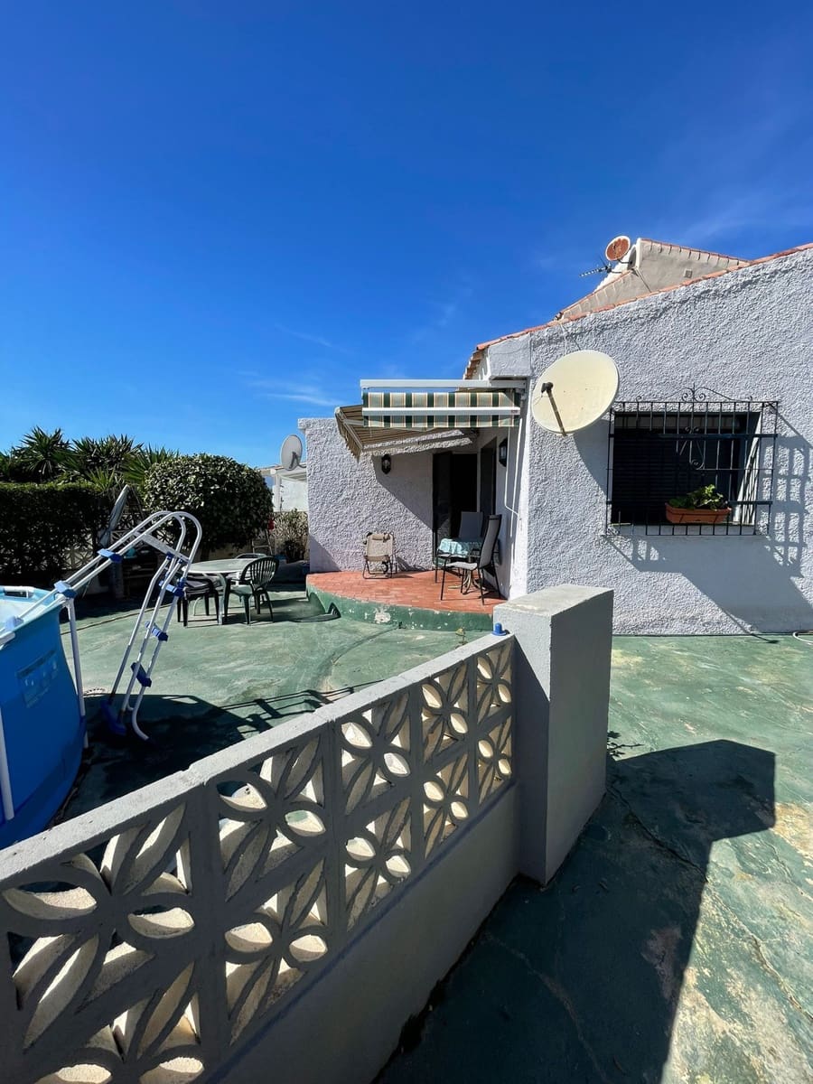 2 sypialnia Willa na sprzedaż w Nueva Andalucia z basenem garażem - 350 000 € (Ref: 9405446)