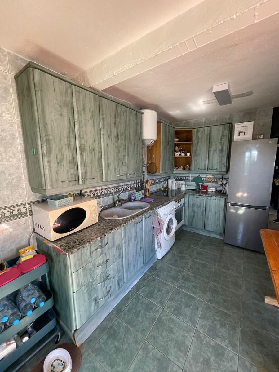 2 sypialnia Willa na sprzedaż w Nueva Andalucia z basenem garażem - 350 000 € (Ref: 9405446)