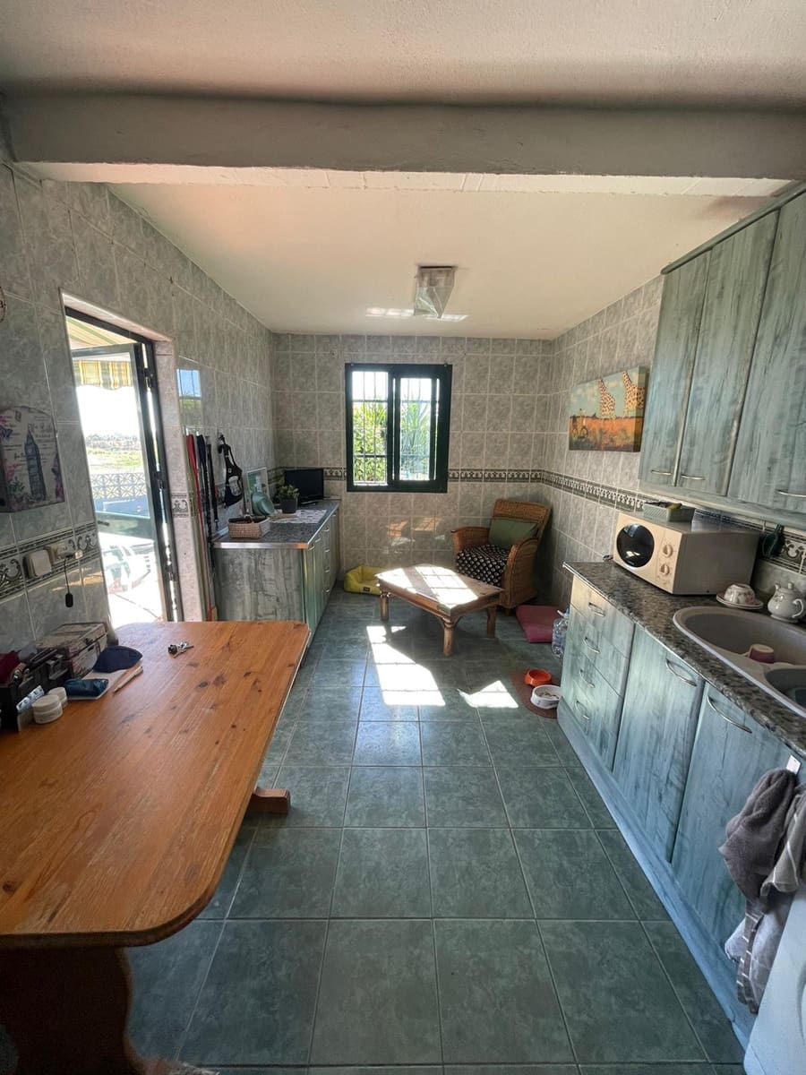 2 sypialnia Willa na sprzedaż w Nueva Andalucia z basenem garażem - 350 000 € (Ref: 9405446)