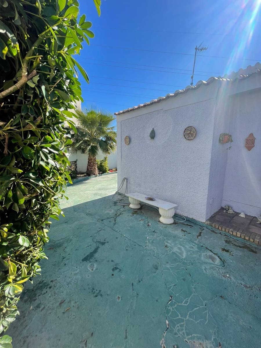 2 sypialnia Willa na sprzedaż w Nueva Andalucia z basenem garażem - 350 000 € (Ref: 9405446)