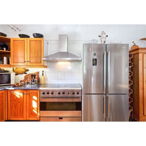 2 sypialnia Willa na sprzedaż w Casares z basenem garażem - 695 000 € (Ref: 9405447)