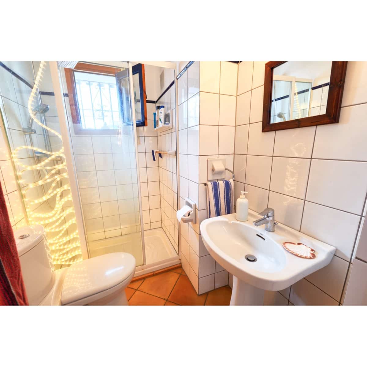 2 sypialnia Willa na sprzedaż w Casares z basenem garażem - 695 000 € (Ref: 9405447)