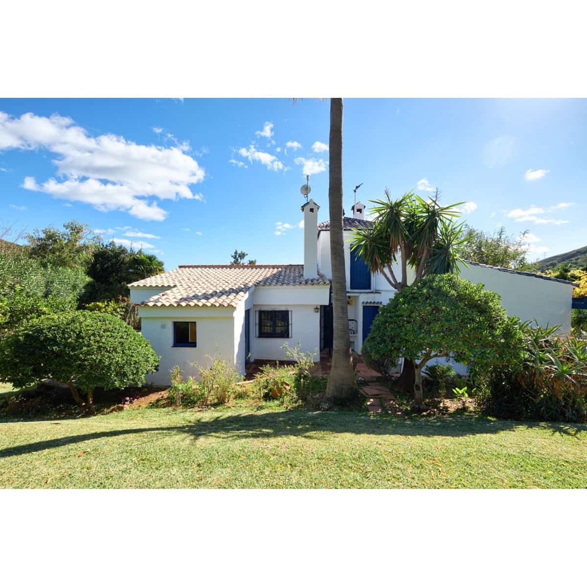 2 sypialnia Willa na sprzedaż w Casares z basenem garażem - 695 000 € (Ref: 9405447)