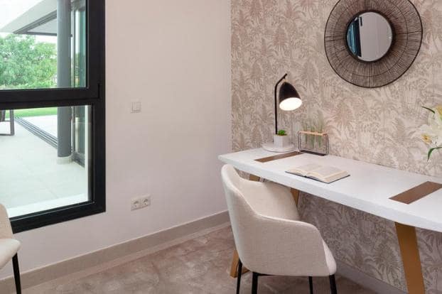 3 sypialnia Willa na sprzedaż w Marbella z basenem garażem - 728 500 € (Ref: 9405474)