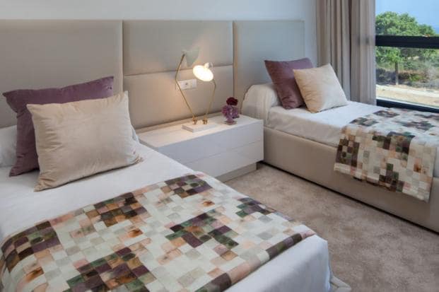 3 sypialnia Willa na sprzedaż w Marbella z basenem garażem - 728 500 € (Ref: 9405474)