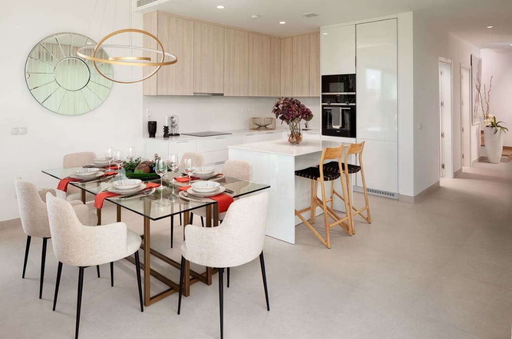 3 sypialnia Willa na sprzedaż w Marbella z basenem garażem - 728 500 € (Ref: 9405474)