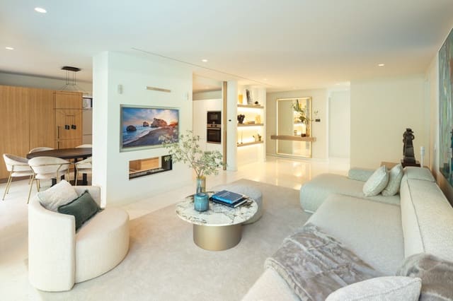 4 soverom Villa til salgs i Guadalmina Alta, Marbella med svømmebasseng garasje - € 1 800 000 (Ref: 9405483)