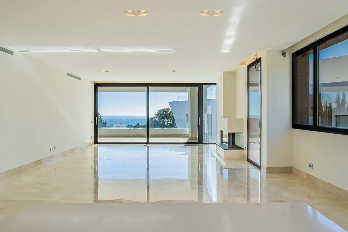 4 sypialnia Apartament na sprzedaż w Marbella z basenem garażem - 2 950 000 € (Ref: 9405485)