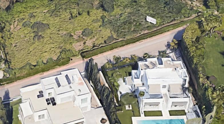 Tomt till salu i Nueva Andalucia - 1 790 000 € (Ref: 9405516)