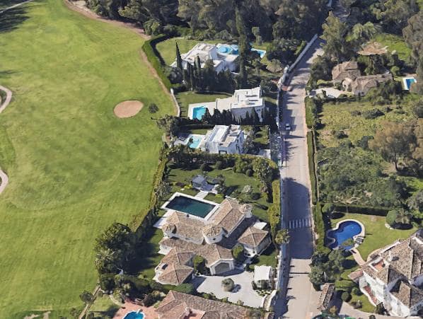 Bouwgrond te koop in Nueva Andalucia - € 1.790.000 (Ref: 9405516)