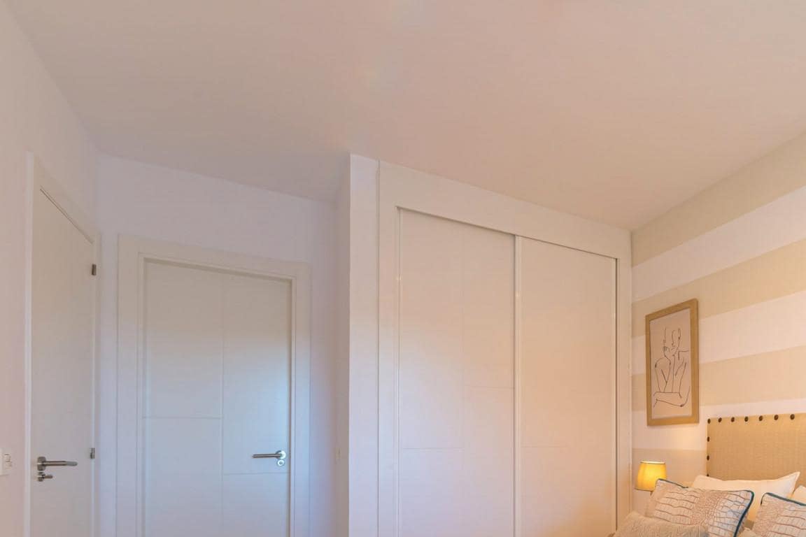 2 bedroom Apartment for sale in Casares with pool garage - € 199,000 (Ref: 9405535)