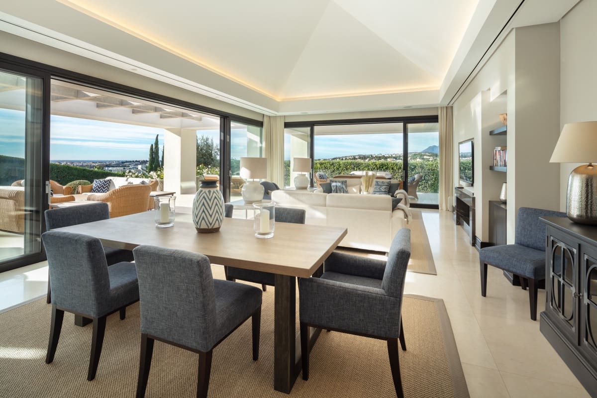 5 sypialnia Willa na sprzedaż w Marbella z basenem garażem - 4 695 000 € (Ref: 9405650)