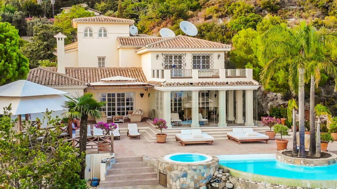 7 soverom Villa til salgs i Mijas med svømmebasseng garasje - € 2 950 000 (Ref: 9405669)