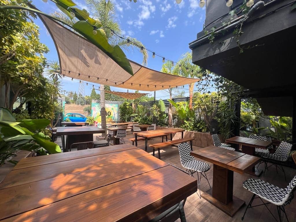 Restaurant/Bar til salgs i Nueva Andalucia - € 500 000 (Ref: 9405670)