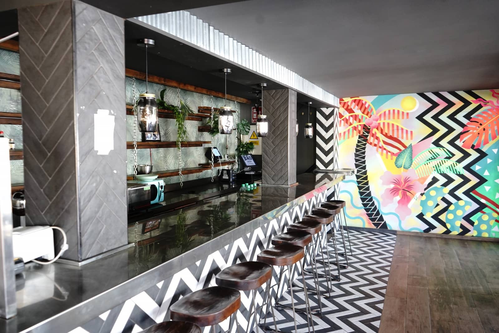 Restaurant/Bar til salgs i Nueva Andalucia - € 500 000 (Ref: 9405670)