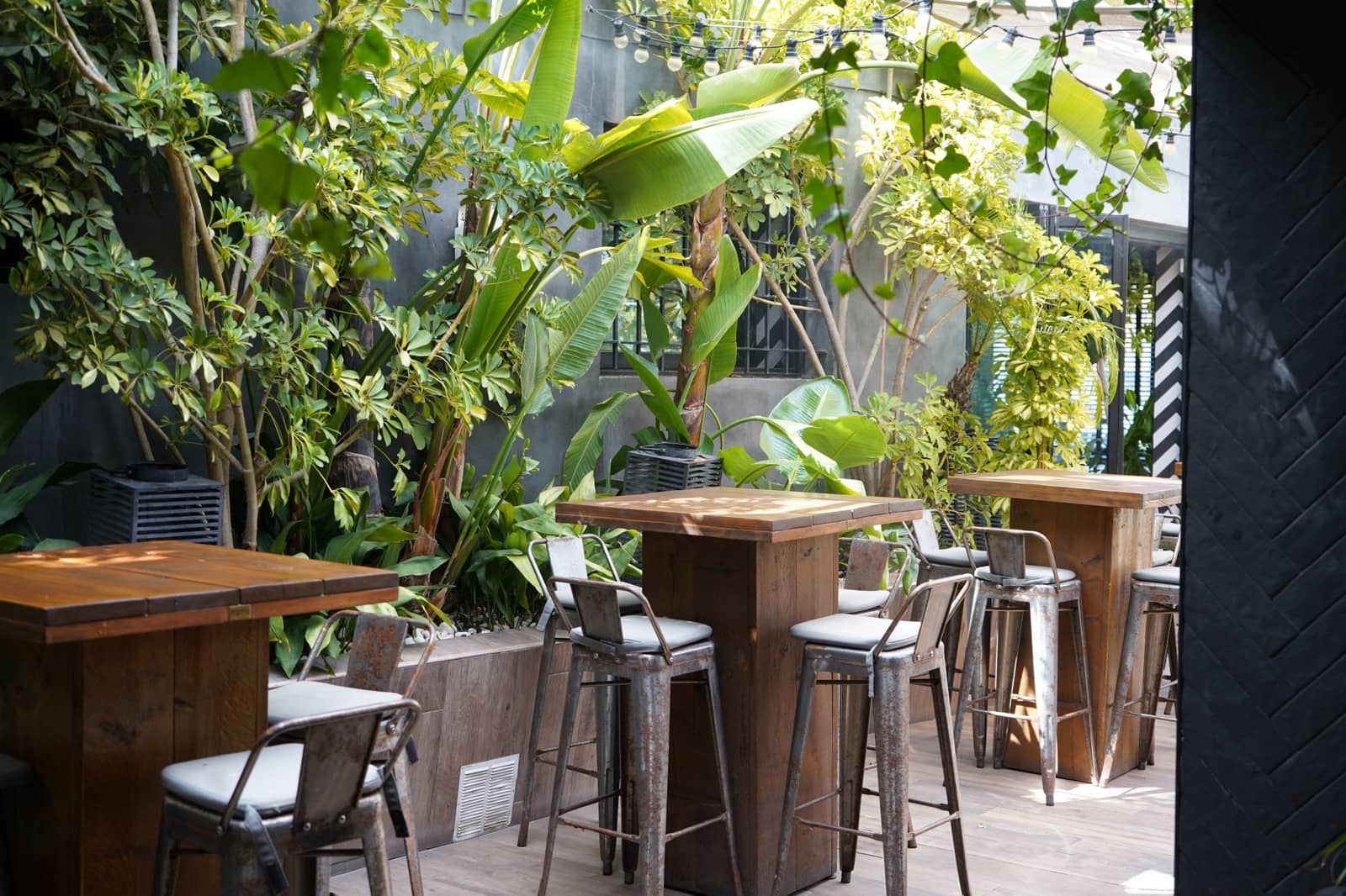 Restaurant/Bar til salgs i Nueva Andalucia - € 500 000 (Ref: 9405670)