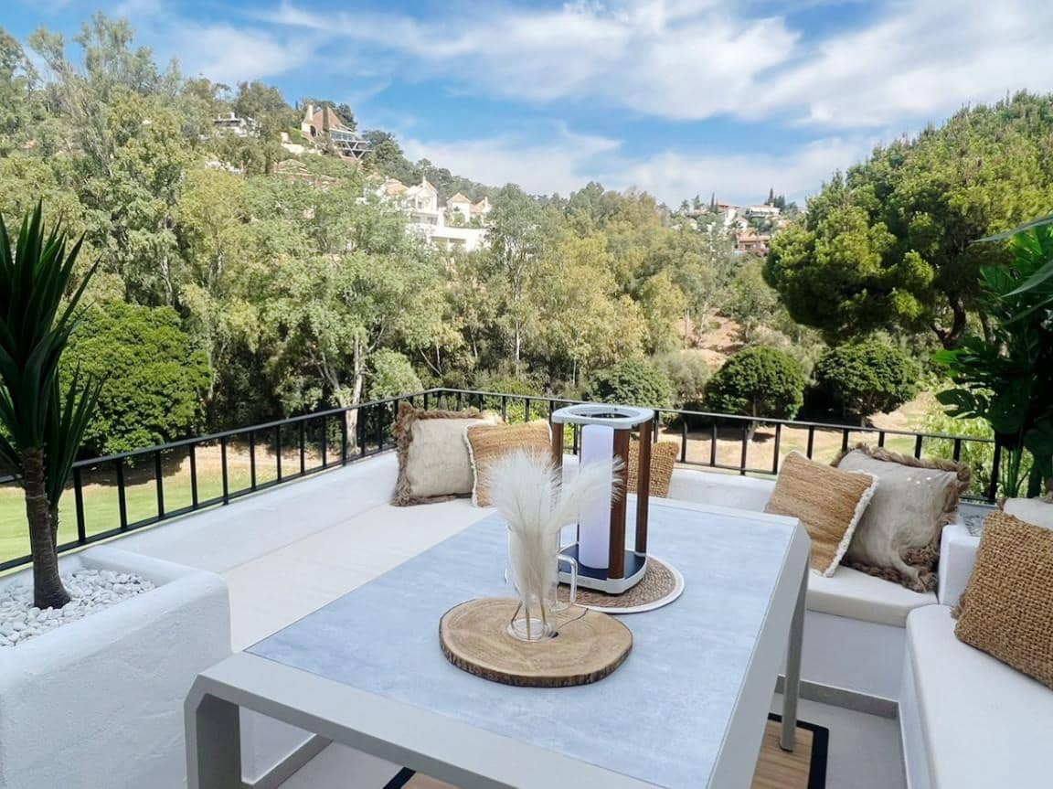 3 soverom Penthouse til salgs i Marbella med svømmebasseng - € 699 000 (Ref: 9405673)