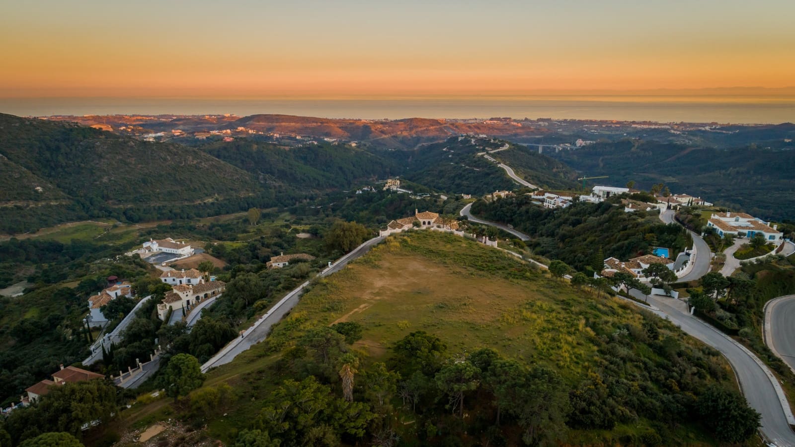 Bouwgrond te koop in Benahavis - € 4.495.000 (Ref: 9405674)