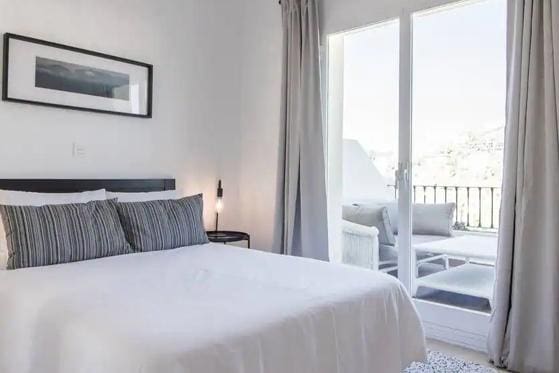 2 sypialnia Apartament na sprzedaż w La Quinta z basenem garażem - 650 000 € (Ref: 9405687)