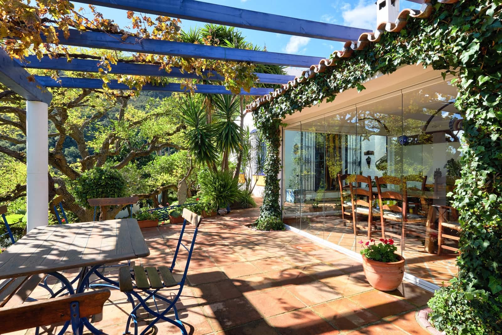 2 chambre Villa/Maison à vendre à Estepona avec piscine garage - 695 000 € (Ref: 9405694)