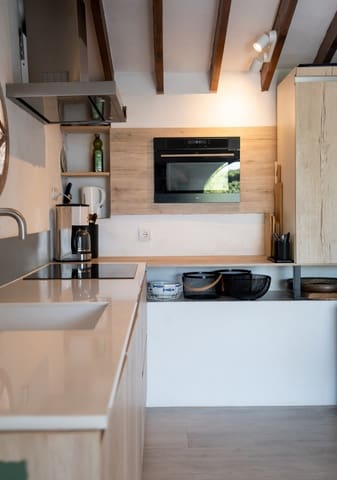 Chalet de 2 habitaciones en New Golden Mile, Estepona en venta con piscina garaje - 649.000 € (Ref: 9405701)