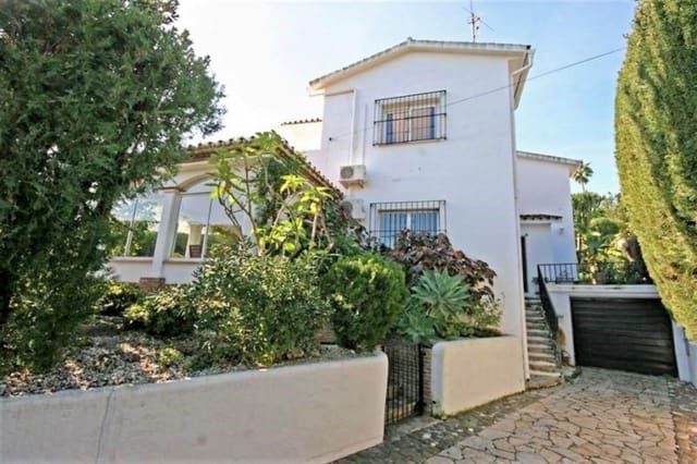 Chalet de 4 habitaciones en Marbella en venta con piscina garaje - 495.000 € (Ref: 9447456)